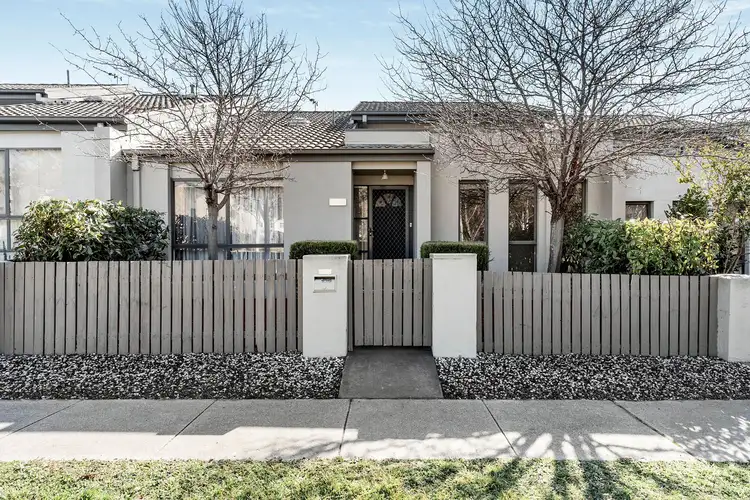 165 Anthony Rolfe Avenue, Gungahlin ACT 2912