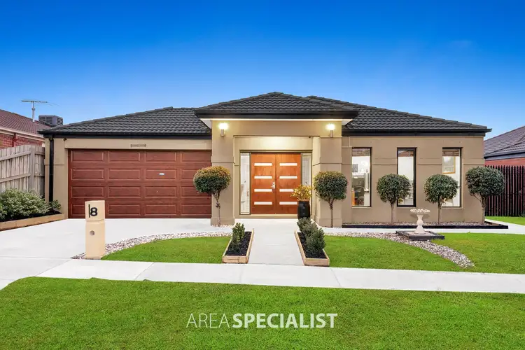 8 Glenbrook Crescent, Lynbrook VIC 3975