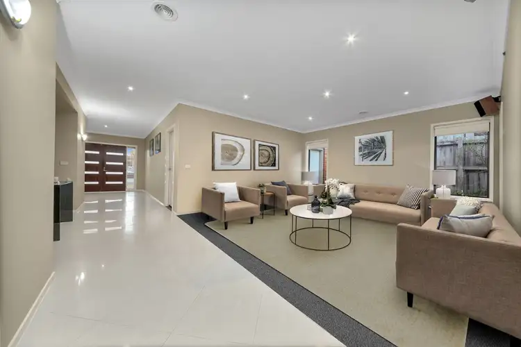 Sixth view of Homely house listing, 8 Glenbrook Crescent, Lynbrook VIC 3975
