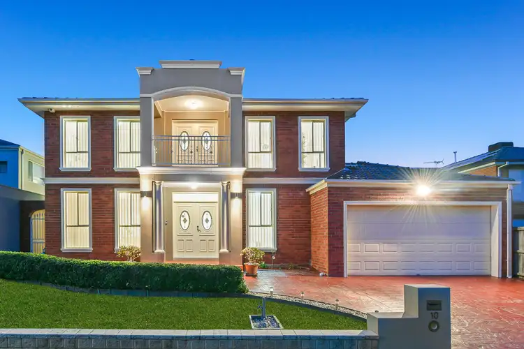10 Parade Avenue, Keysborough VIC 3173