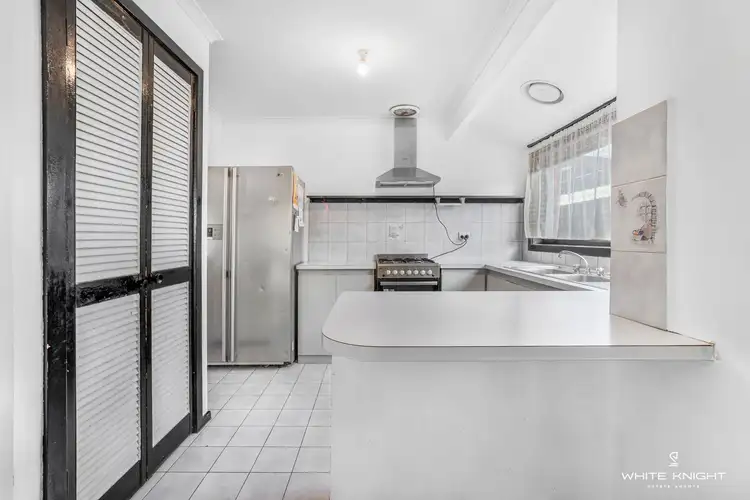 Fourth view of Homely house listing, 11 Nadur Court, St Albans VIC 3021