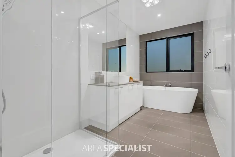 Seventh view of Homely house listing, 17 Statham View, Cranbourne West VIC 3977