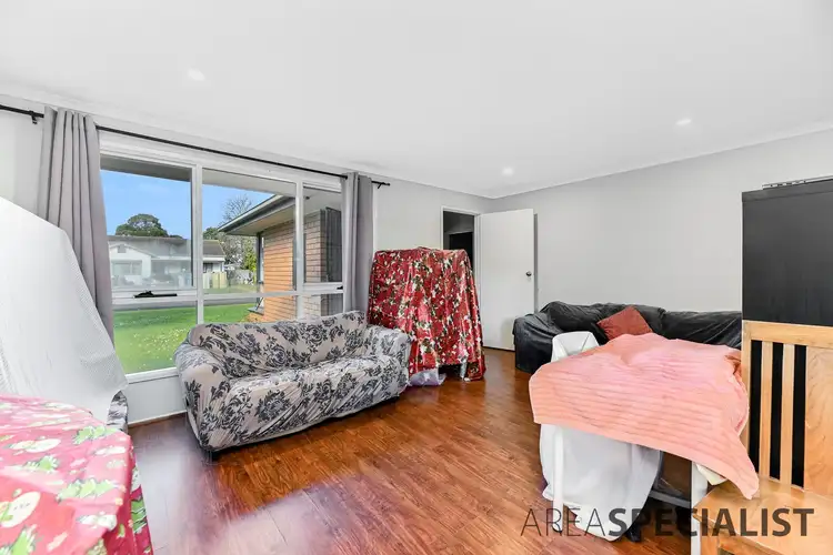 Sixth view of Homely house listing, 5 Curtis Court, Cranbourne VIC 3977