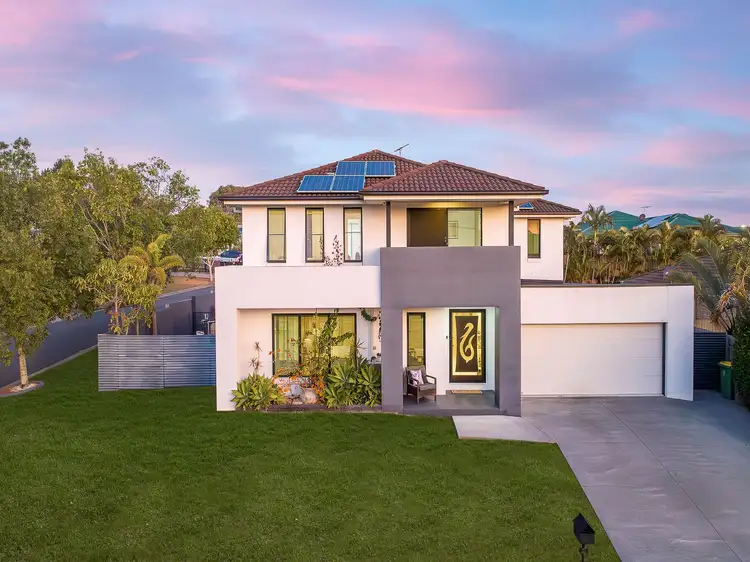 11 Ebony Crescent, Redland Bay QLD 4165