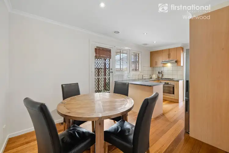 Second view of Homely house listing, 7 Murray Court, Werribee VIC 3030