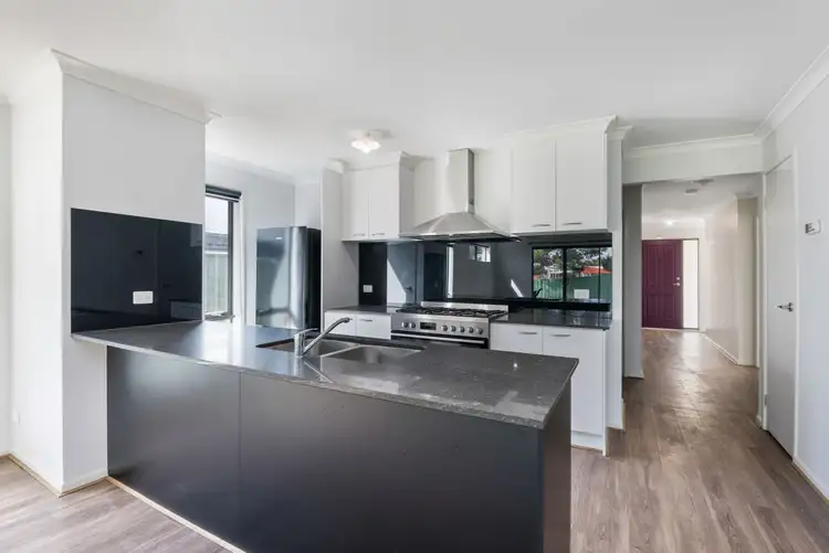 Second view of Homely house listing, 10 Rheola Drive, White Hills VIC 3550