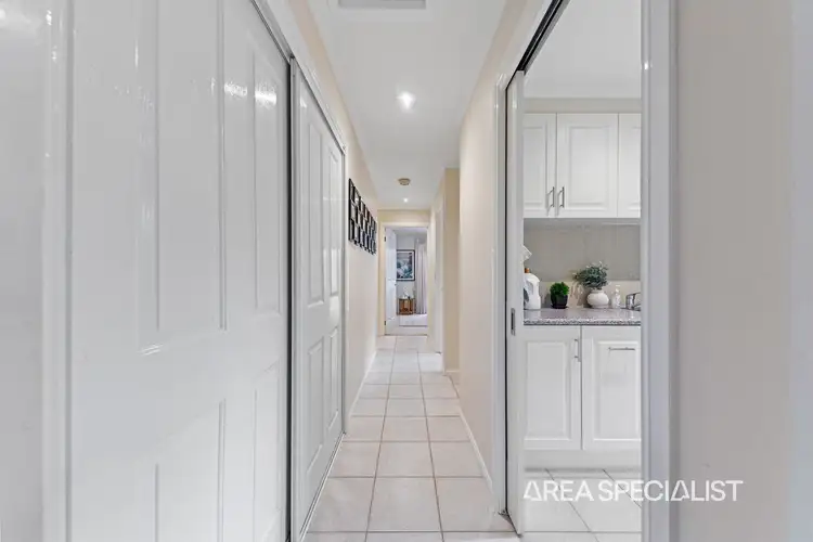 Fifth view of Homely house listing, 5 Hillston Court, Narre Warren South VIC 3805