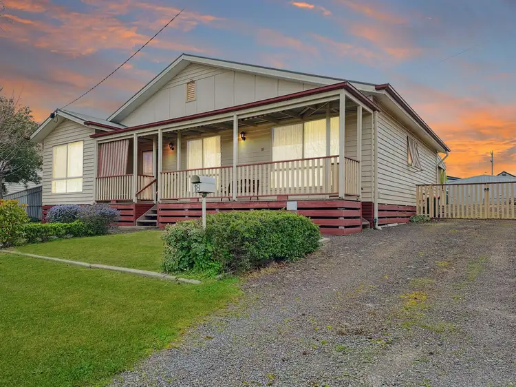 18 Outtrim Street, Maryborough VIC 3465
