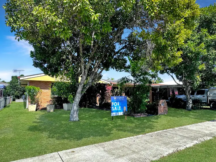 12 Churchill Avenue, Ooralea QLD 4740