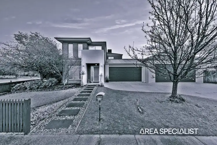 93 Livingstone Boulevard, Pakenham VIC 3810