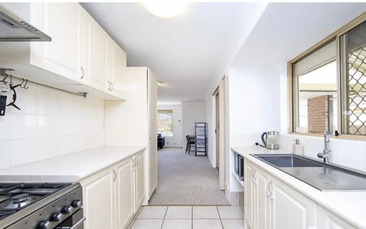 5/12 Auric Place, Maddington WA 6109