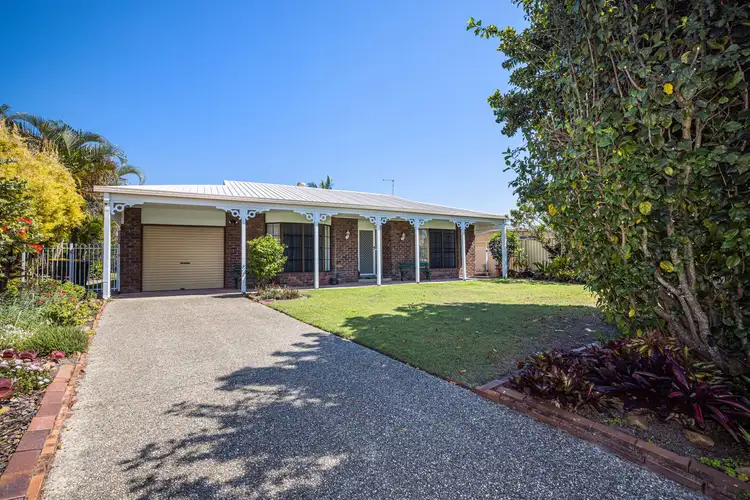 3 Durham Court, Sandstone Point QLD 4511