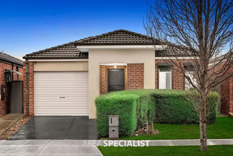 Main view of Homely house listing, 7 Paxford Drive, Cranbourne North VIC 3977