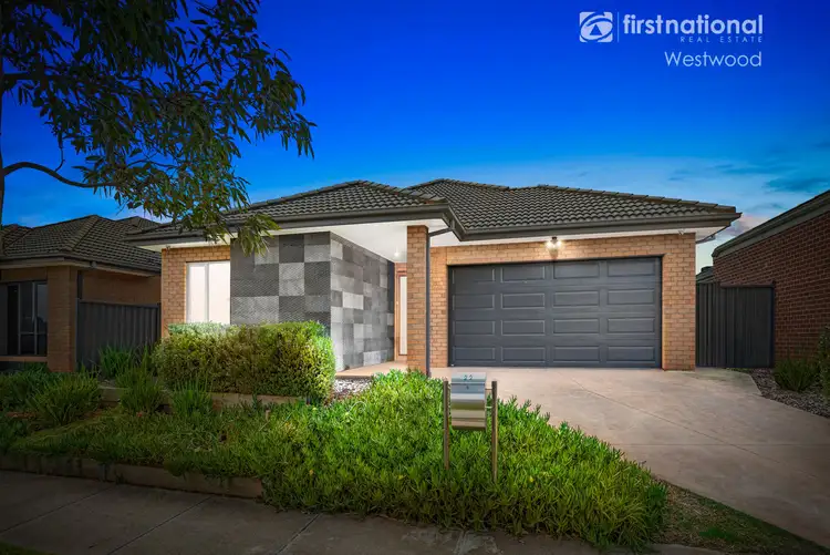 22 Bregman Esplanade, Manor Lakes VIC 3024