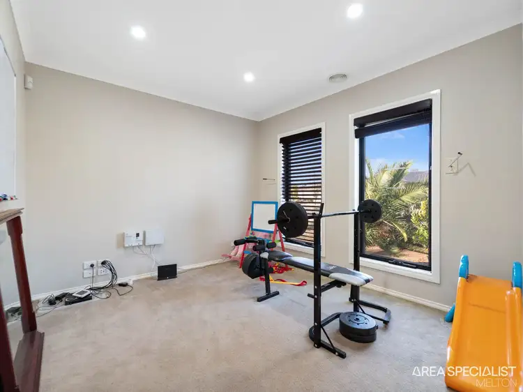 Fifth view of Homely house listing, 5 Edgewood Drive, Harkness VIC 3337