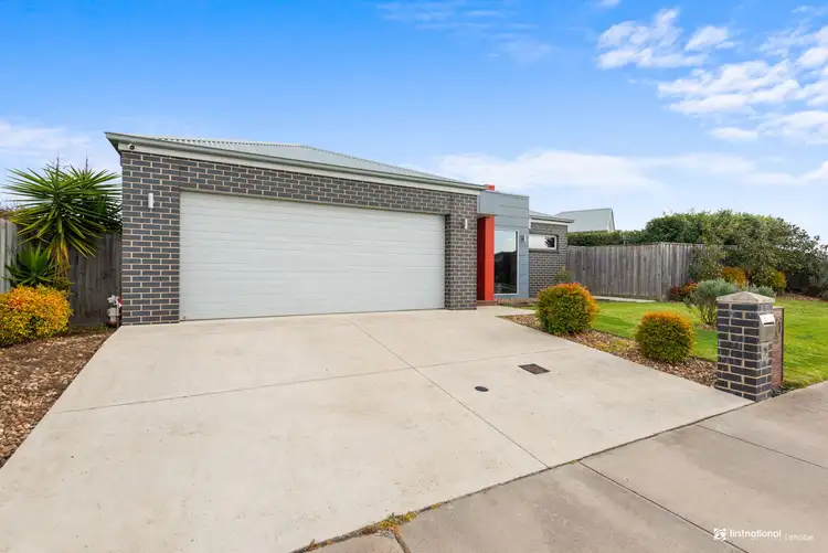 Fifth view of Homely house listing, 40 Kenilworth Drive, Traralgon VIC 3844