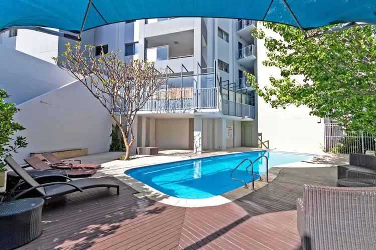 31/2 Walsh Loop, Joondalup WA 6027