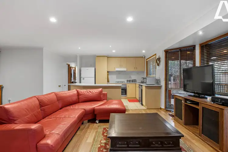 Fifth view of Homely house listing, 3 Huntly Court, Langwarrin VIC 3910