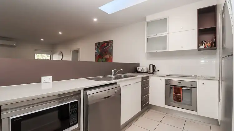 Fifth view of Homely unit listing, 23/136 Pulgul Street, Urangan QLD 4655