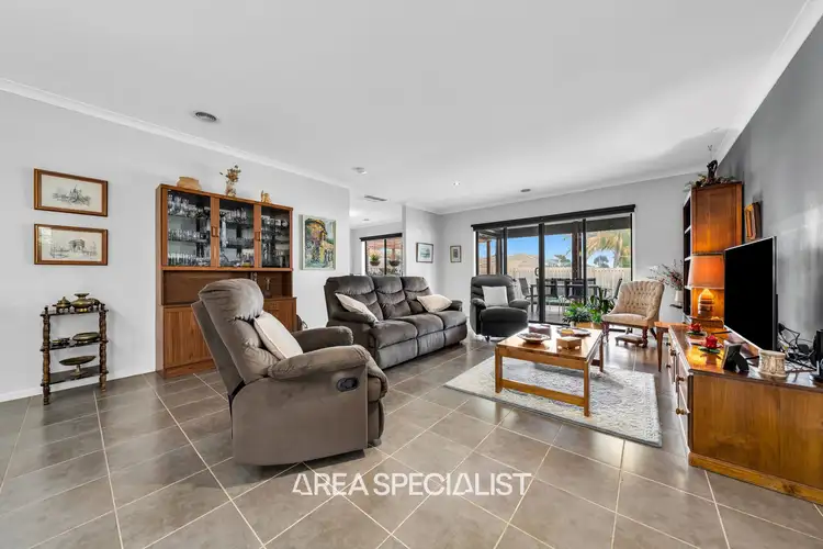 Second view of Homely house listing, 7 Ferndown Drive, Cranbourne VIC 3977