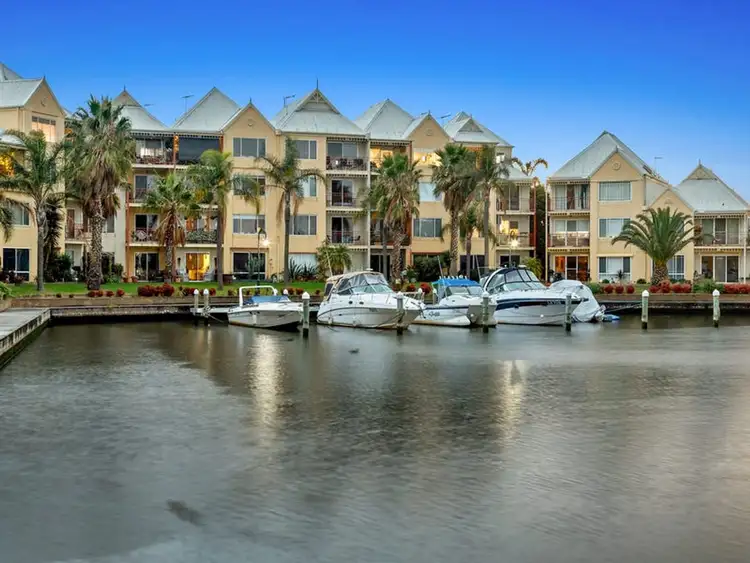 19/3 Inner Harbour Drive, Patterson Lakes VIC 3197