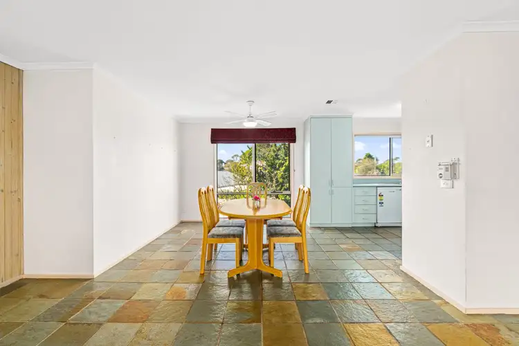 Fifth view of Homely house listing, 5 Willow Court, Traralgon VIC 3844