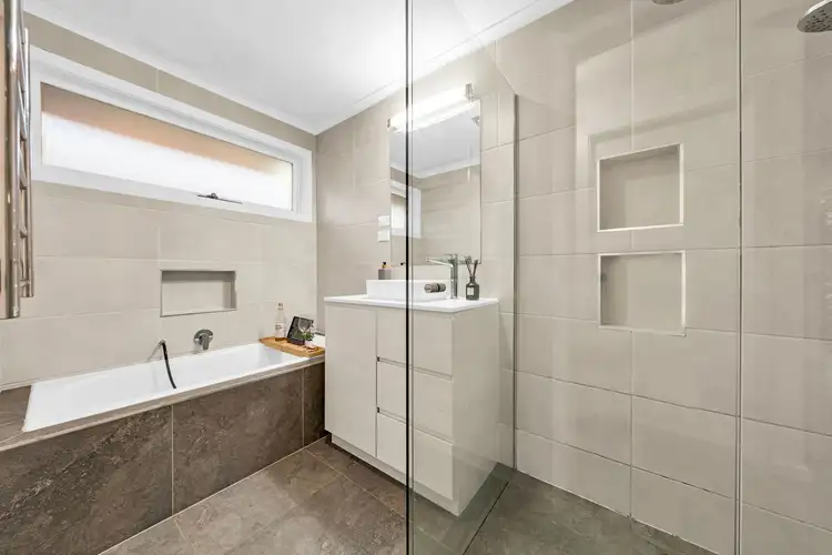 Fifth view of Homely house listing, 3 Throsby Court, Endeavour Hills VIC 3802