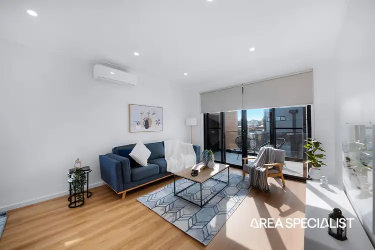 Main view of Homely townhouse listing, 3/11 Young Road, Hallam VIC 3803