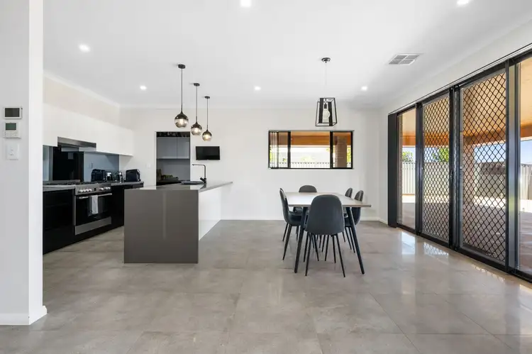 Sixth view of Homely house listing, 2 Yuwari Avenue, Karlkurla WA 6430