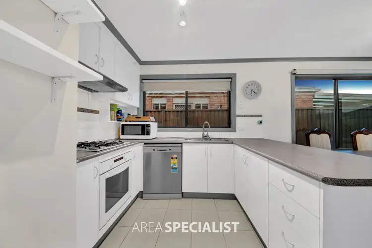 Fifth view of Homely house listing, 28 Mossman Drive, Cranbourne East VIC 3977