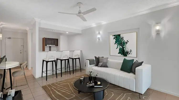 1/83 Hayward Street, Mooroobool QLD 4870