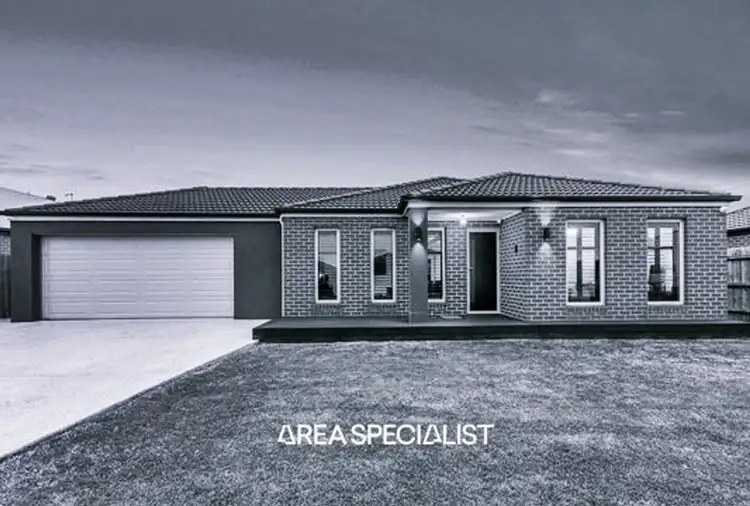 13 Diamond Drive, Koo Wee Rup VIC 3981