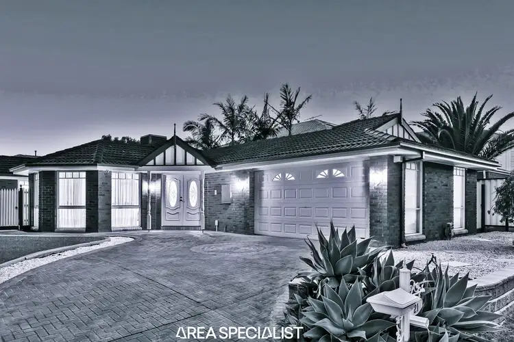 21 Arrino Crescent