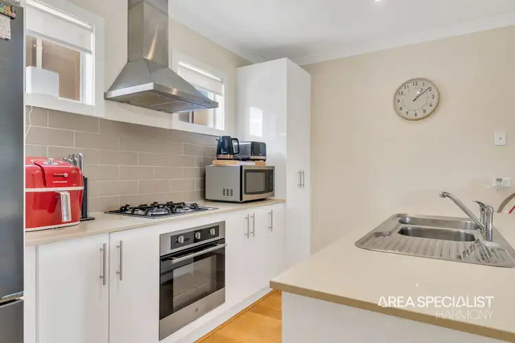 Main view of Homely townhouse listing, 10 Kai Close, Caroline Springs VIC 3023