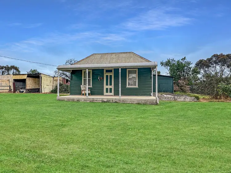 22 Hendersons Road, Bowenvale VIC 3465