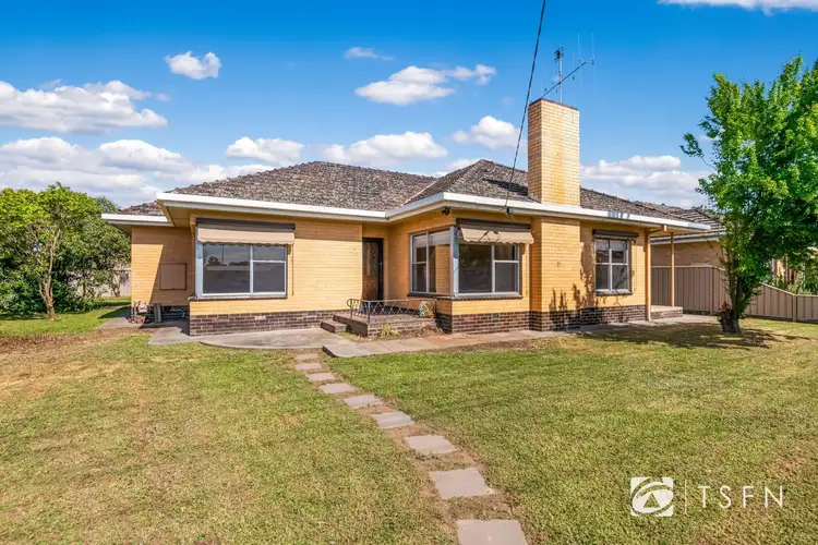 27 Olympic Parade, Kangaroo Flat VIC 3555