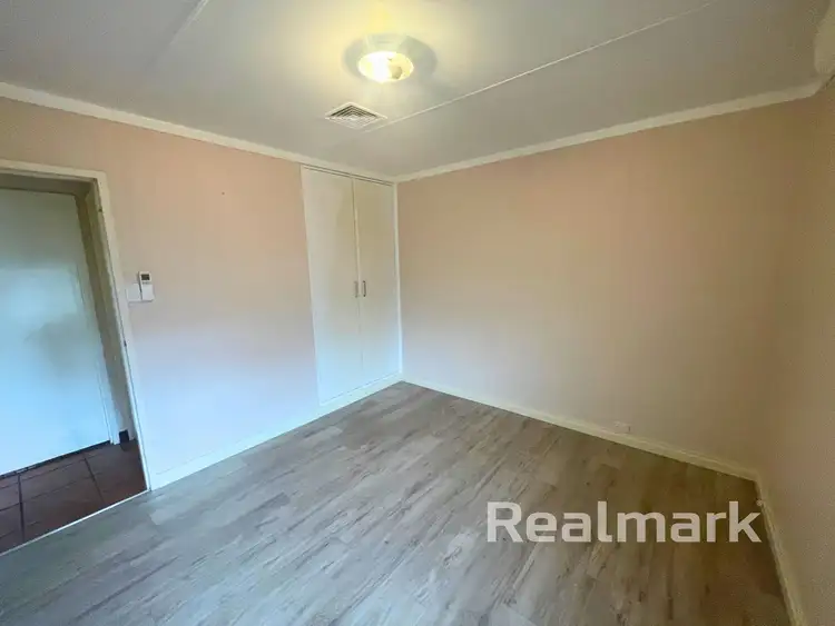 Fifth view of Homely semi-detached listing, 18 Boorthanna Crescent, Newman WA 6753