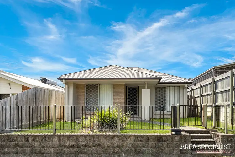 30 Lamington Drive