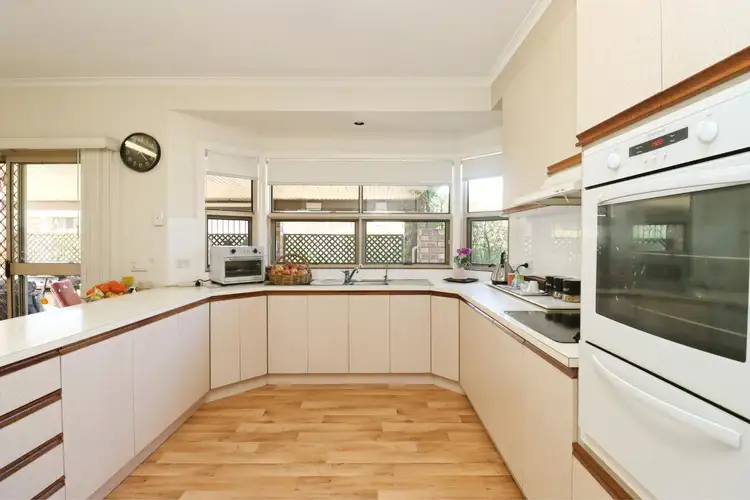141 Elizabeth Street, Urangan QLD 4655