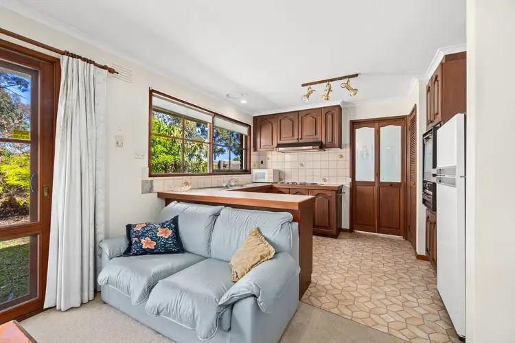 Sixth view of Homely house listing, 5 Selwyn Place, Traralgon VIC 3844