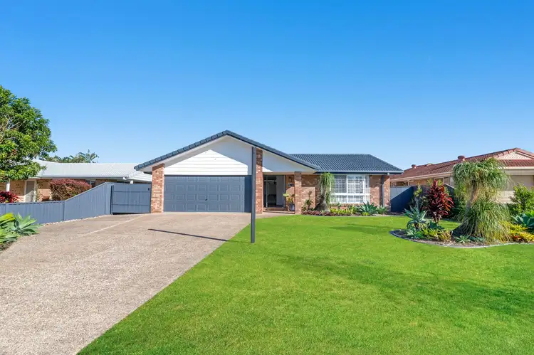 11 Damson Place, Elanora QLD 4221