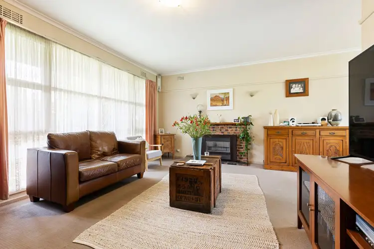 Sixth view of Homely house listing, 2 Parkmore Road, Forest Hill VIC 3131
