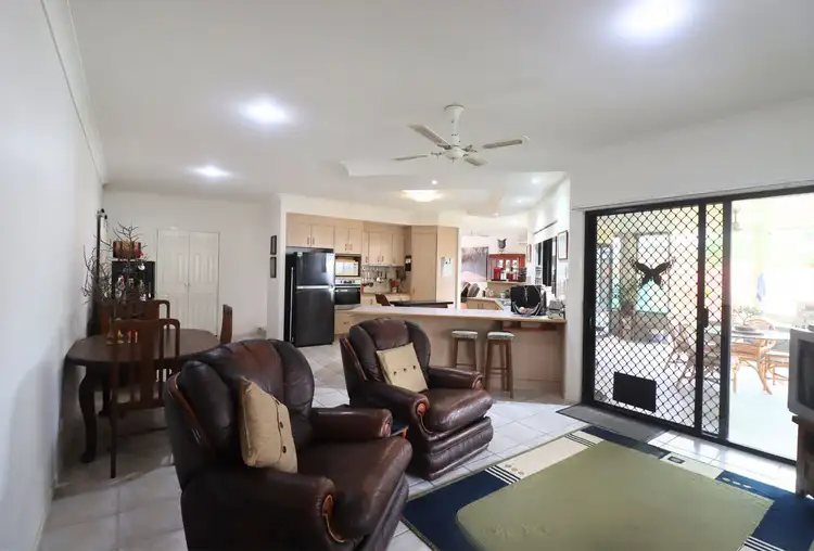 Sixth view of Homely house listing, 14-16 Lancewood Court, Wondunna QLD 4655