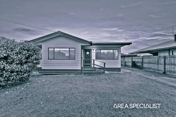 206 STATION STREET, Koo Wee Rup VIC 3981
