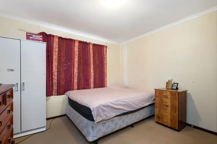 Sixth view of Homely semi-detached listing, 2/18 Burton Place, West Lamington WA 6430