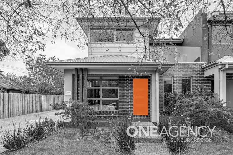 2/46 Barkly Street, Sunbury VIC 3429