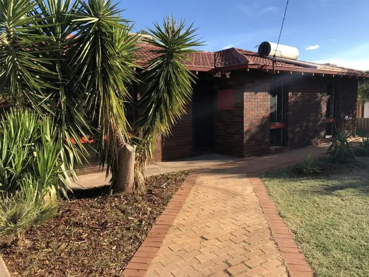 10 Beston Street