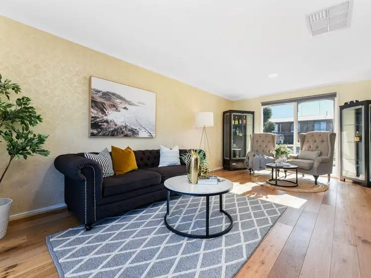 Fifth view of Homely house listing, 23 Oxley Way, Endeavour Hills VIC 3802