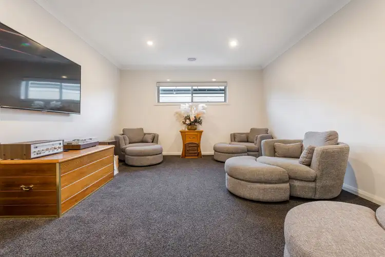 Sixth view of Homely house listing, 8 Elsworth Drive, Strathfieldsaye VIC 3551