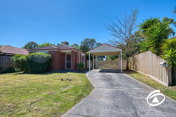 8 Cooney Close, Berwick VIC 3806